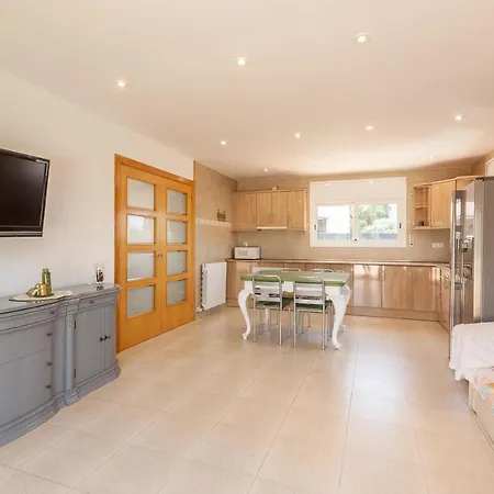 Holiday home Villallop